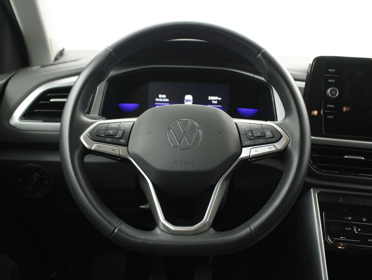 Foto Volkswagen T-Roc 23