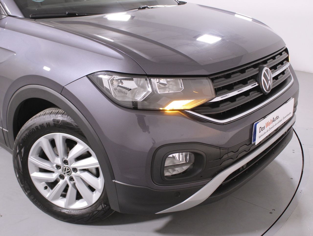 Foto Volkswagen T-Cross 19