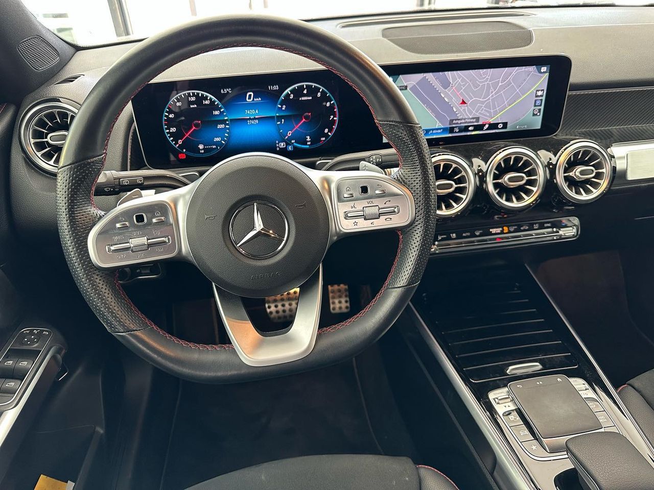 Foto Mercedes-Benz Clase GLB 9