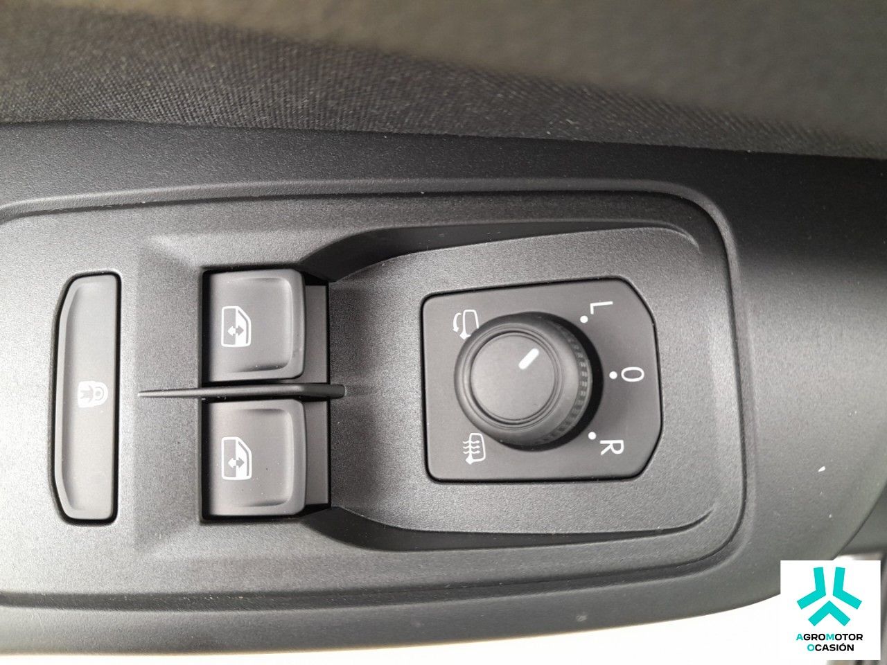 Foto Ford Tourneo Connect 12