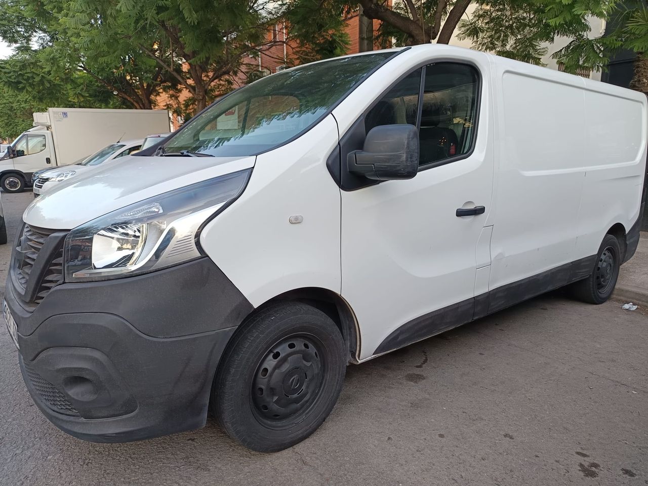 Foto Nissan NV300 2