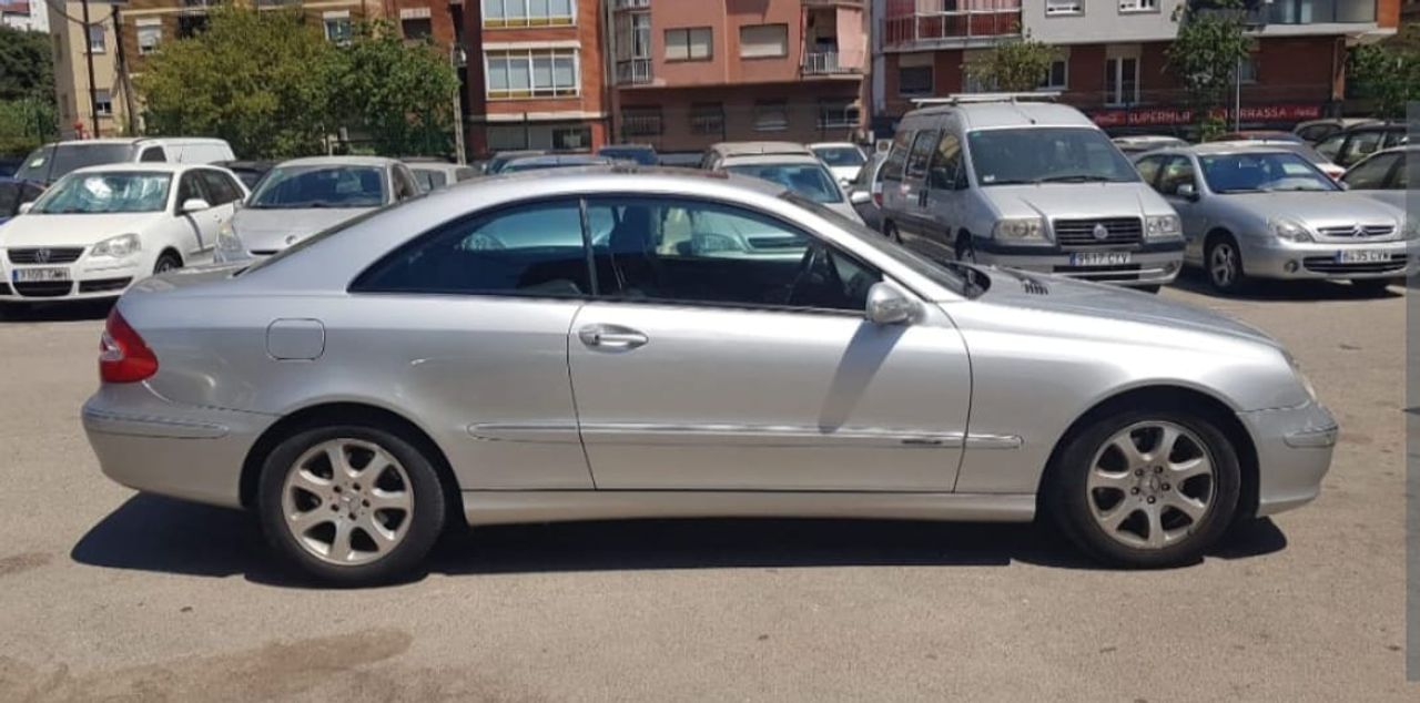 Foto Mercedes-Benz Clase CLK 1