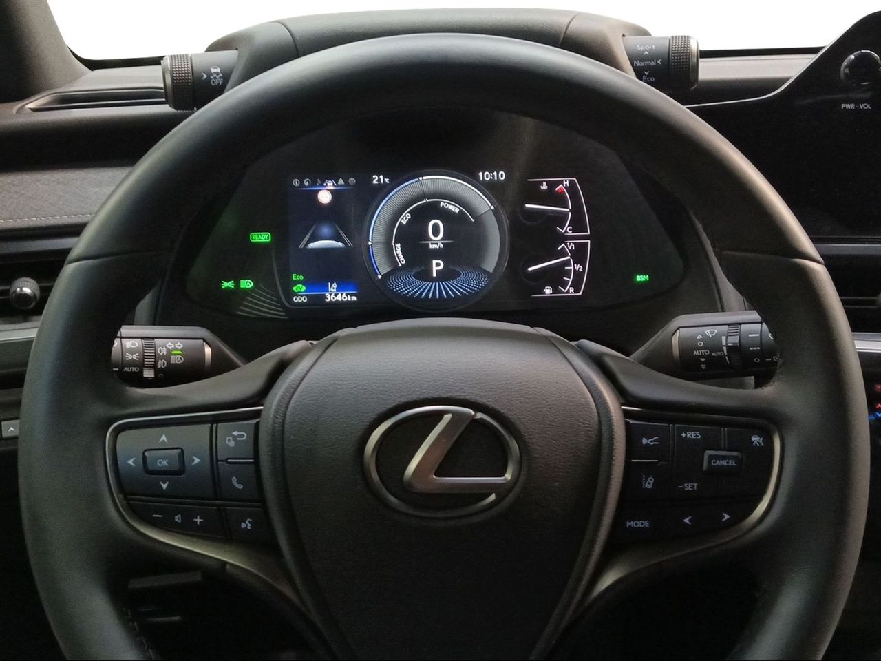 Foto Lexus UX 14