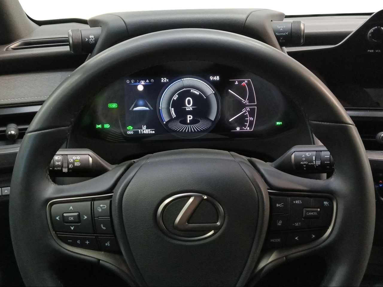 Foto Lexus UX 15