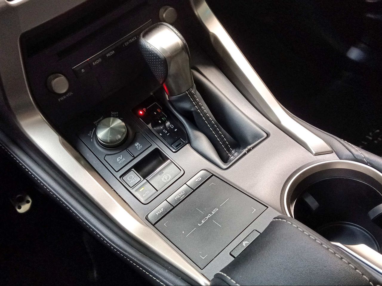 Foto Lexus NX 20