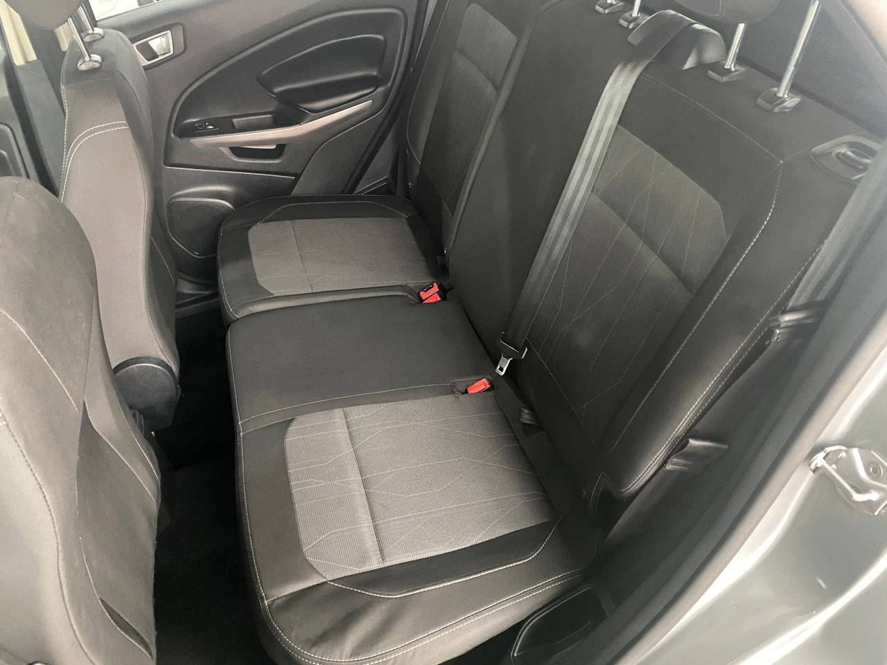 Foto Ford Ecosport 18