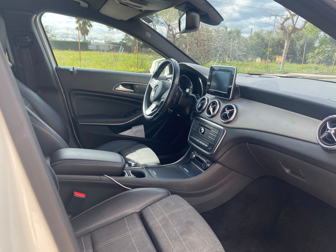 Foto Mercedes-Benz Clase GLA 18