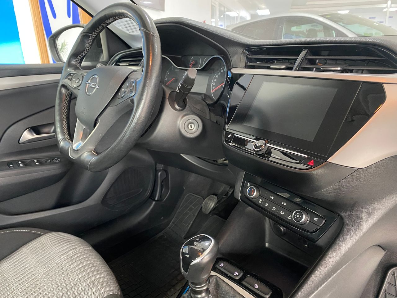 Foto Opel Corsa 11