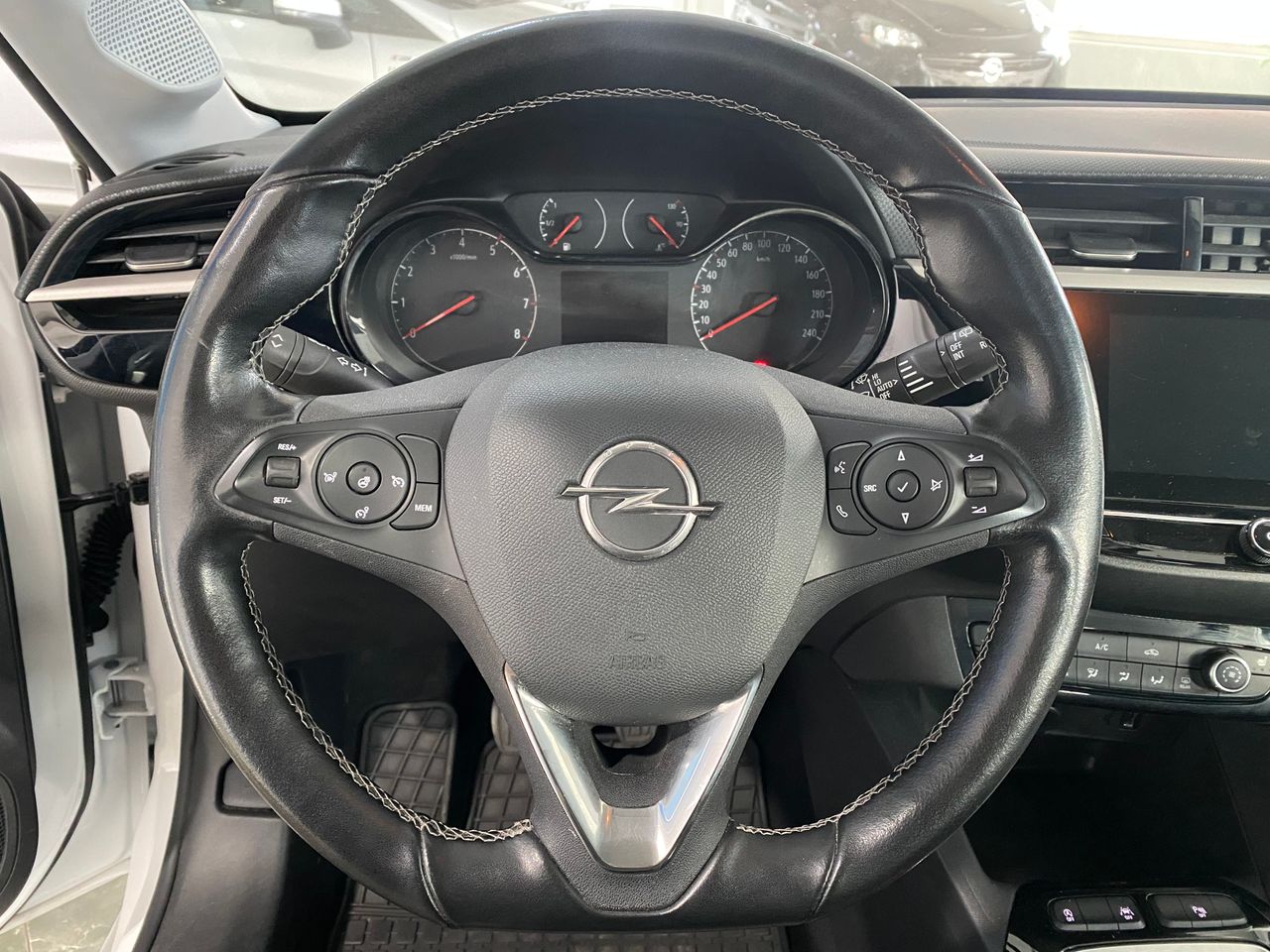 Foto Opel Corsa 16