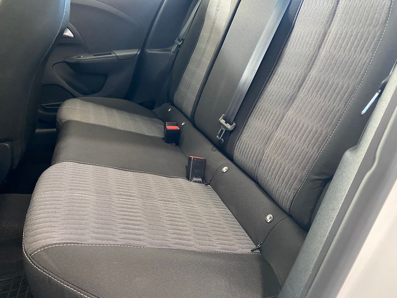 Foto Opel Corsa 21