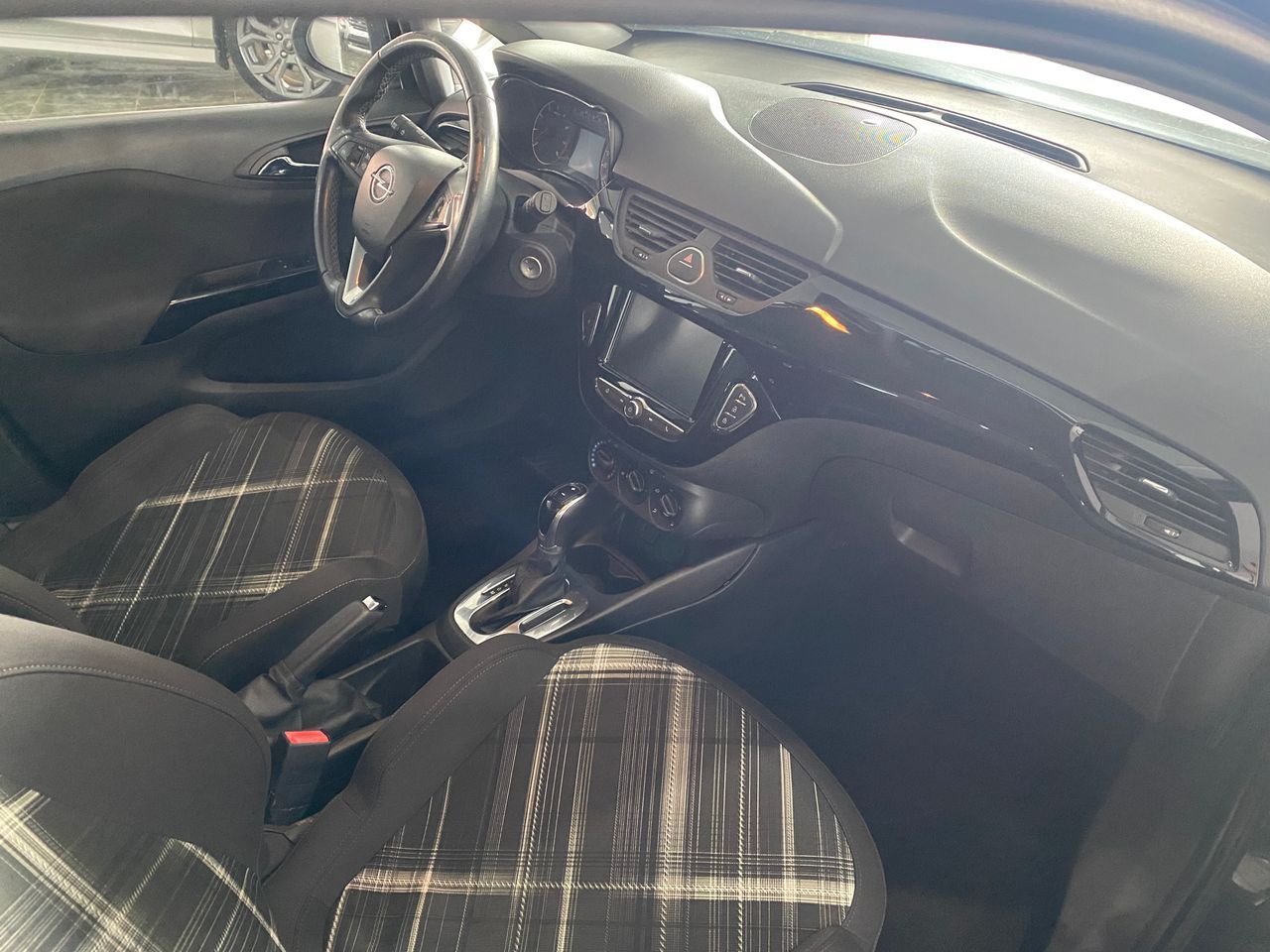 Foto Opel Corsa 8