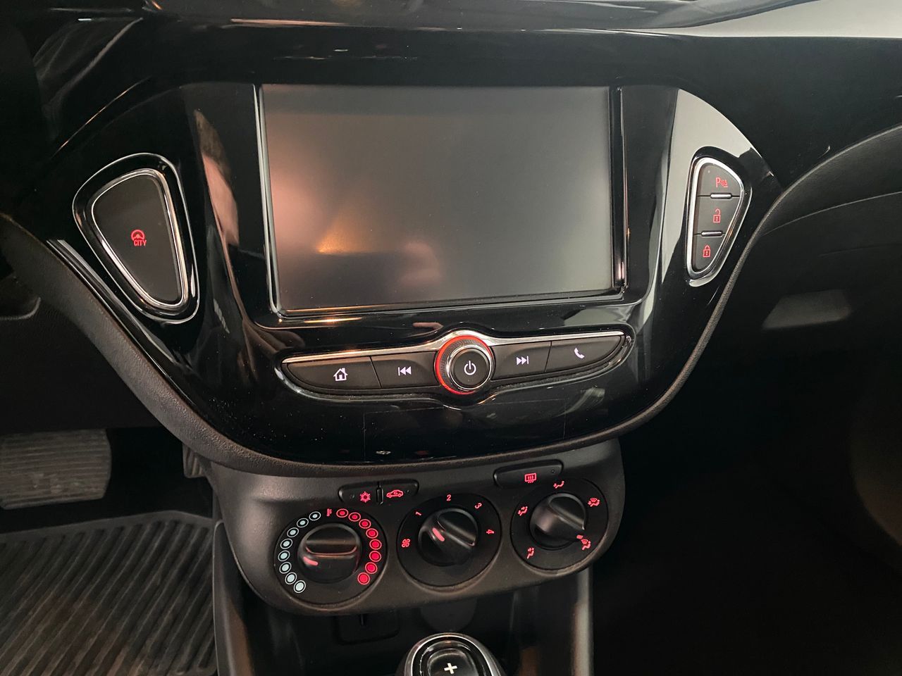 Foto Opel Corsa 11