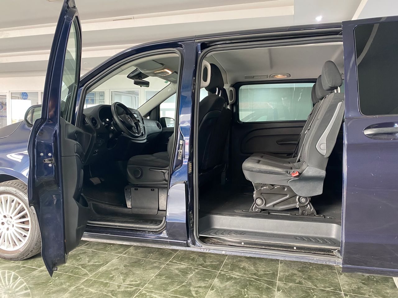 Foto Mercedes-Benz Vito 4