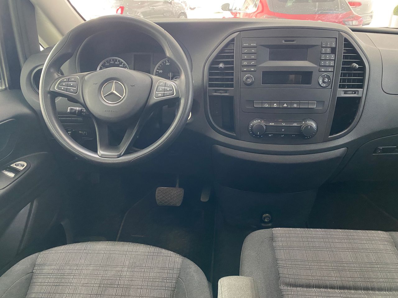 Foto Mercedes-Benz Vito 11
