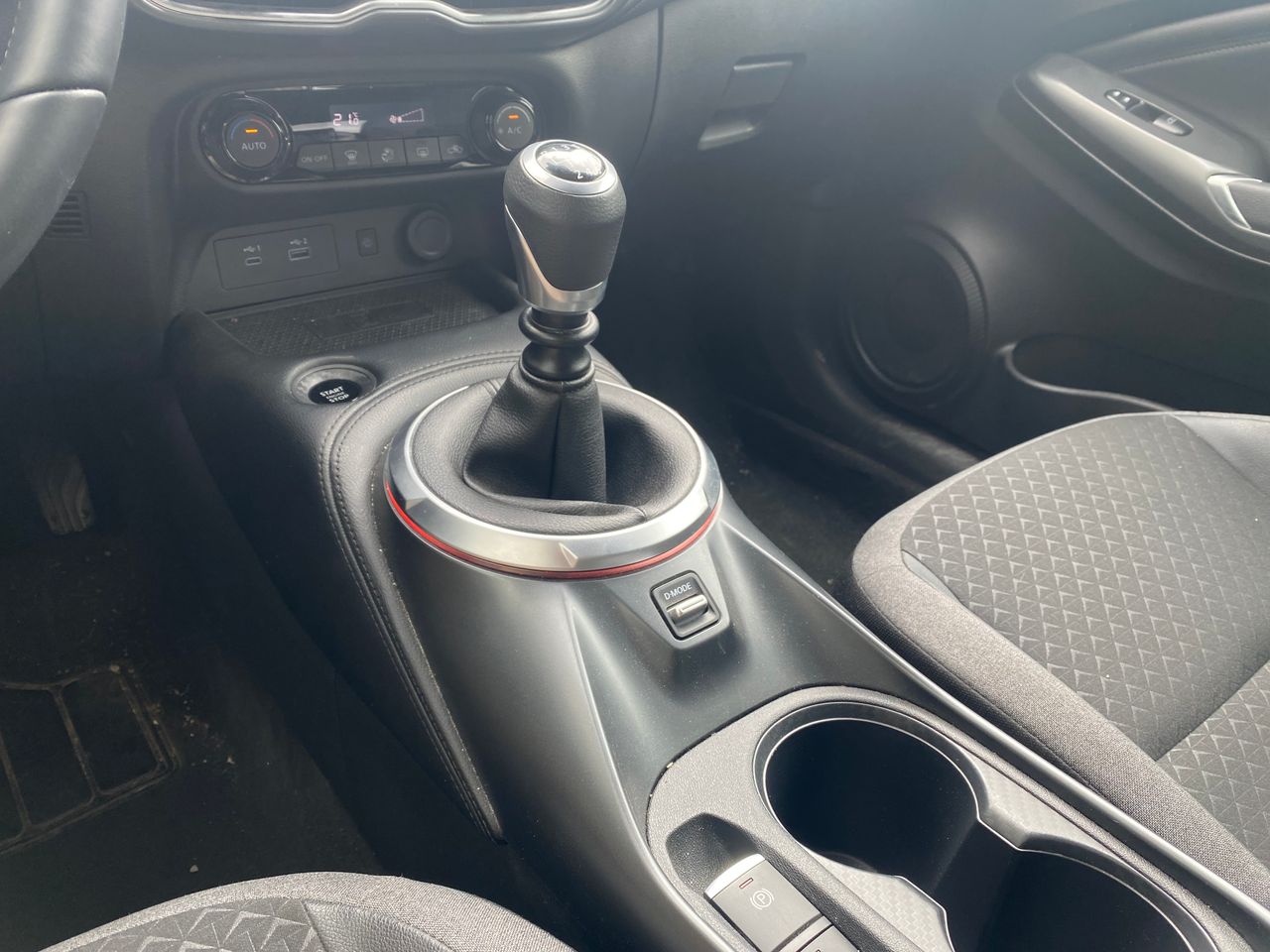 Foto Nissan Juke 17