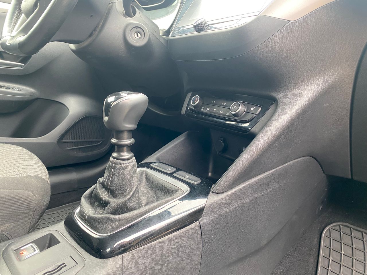 Foto Opel Corsa 19
