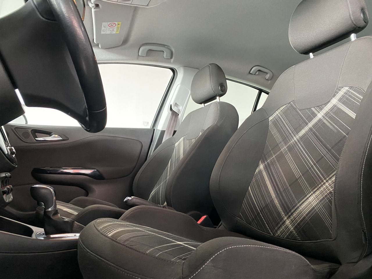 Foto Opel Corsa 15