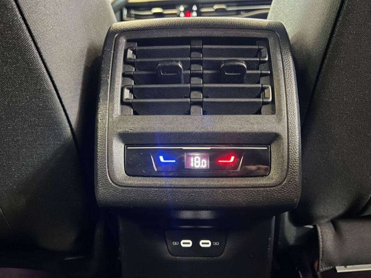 Foto Volkswagen Golf 14