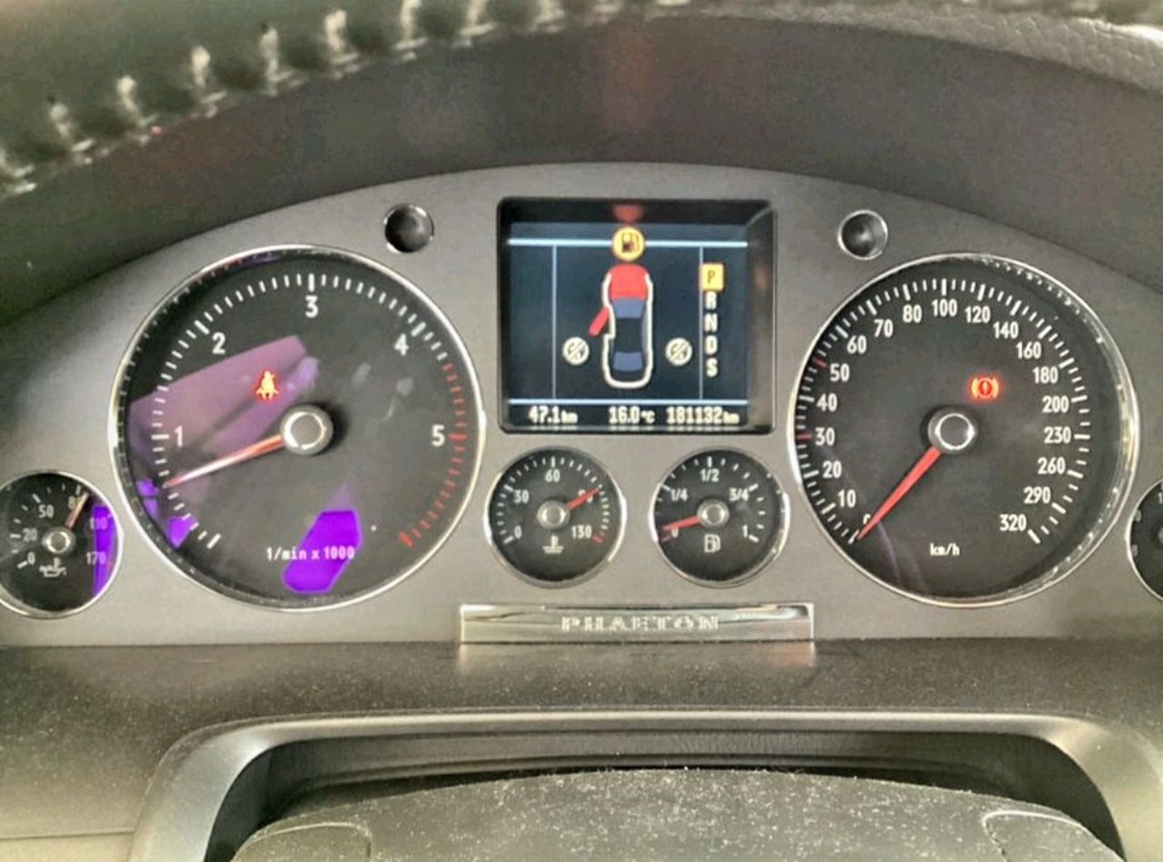 Foto Volkswagen Phaeton 15