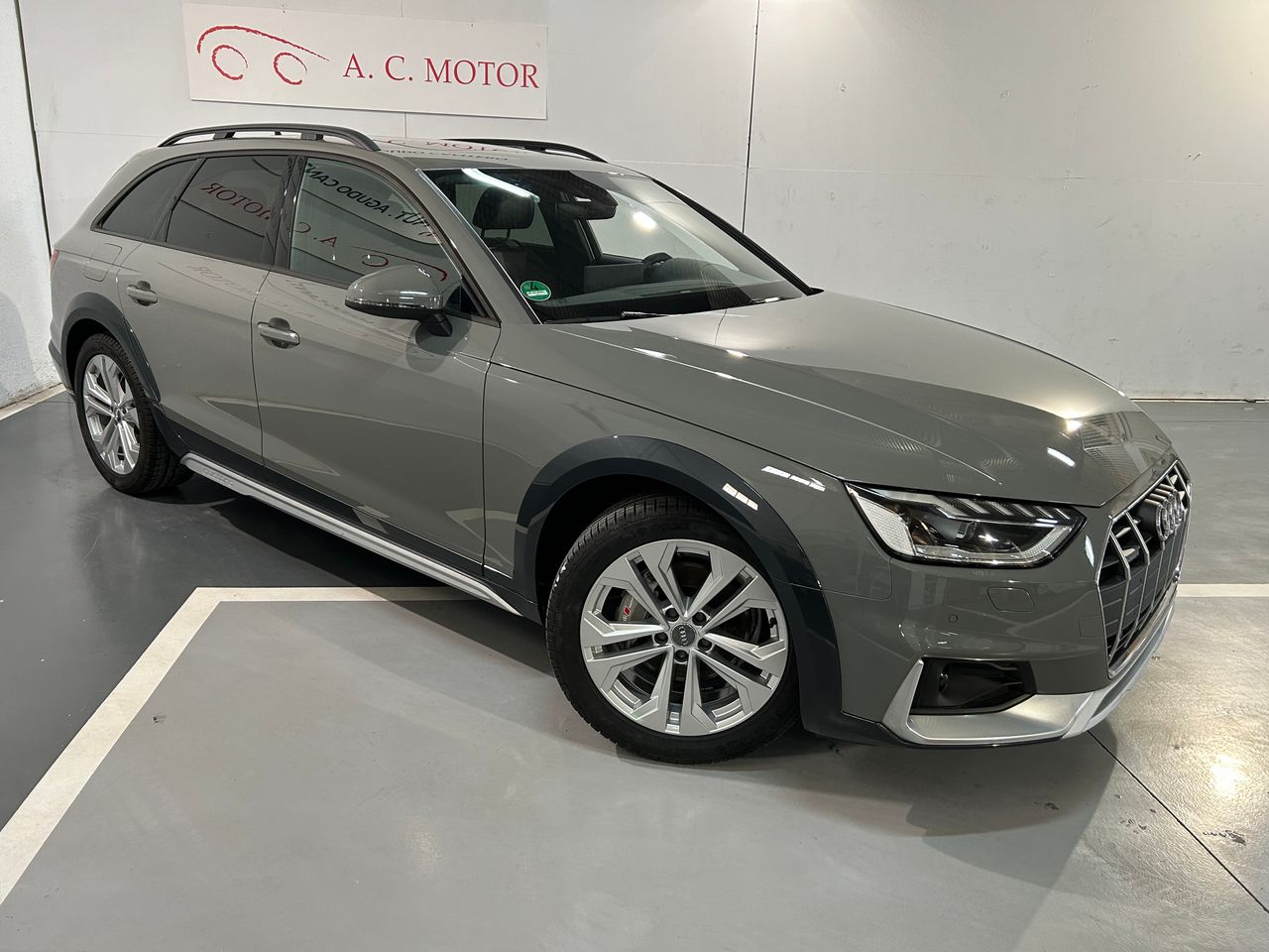 Foto Audi A4 Allroad Quattro 13