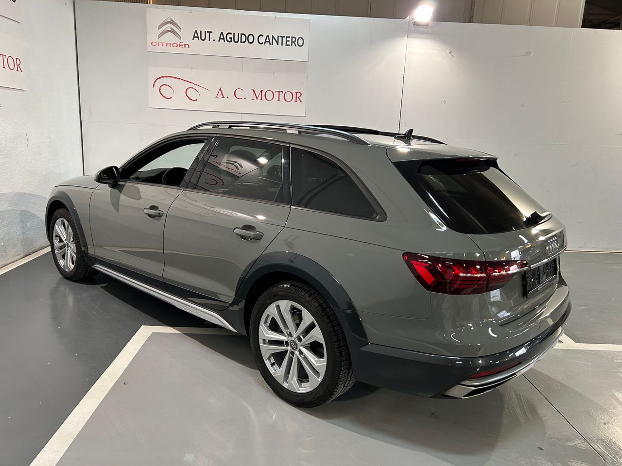 Foto Audi A4 Allroad Quattro 20