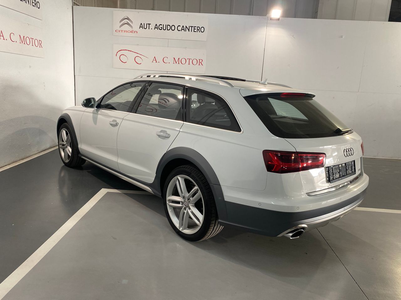 Foto Audi A6 Allroad Quattro 18