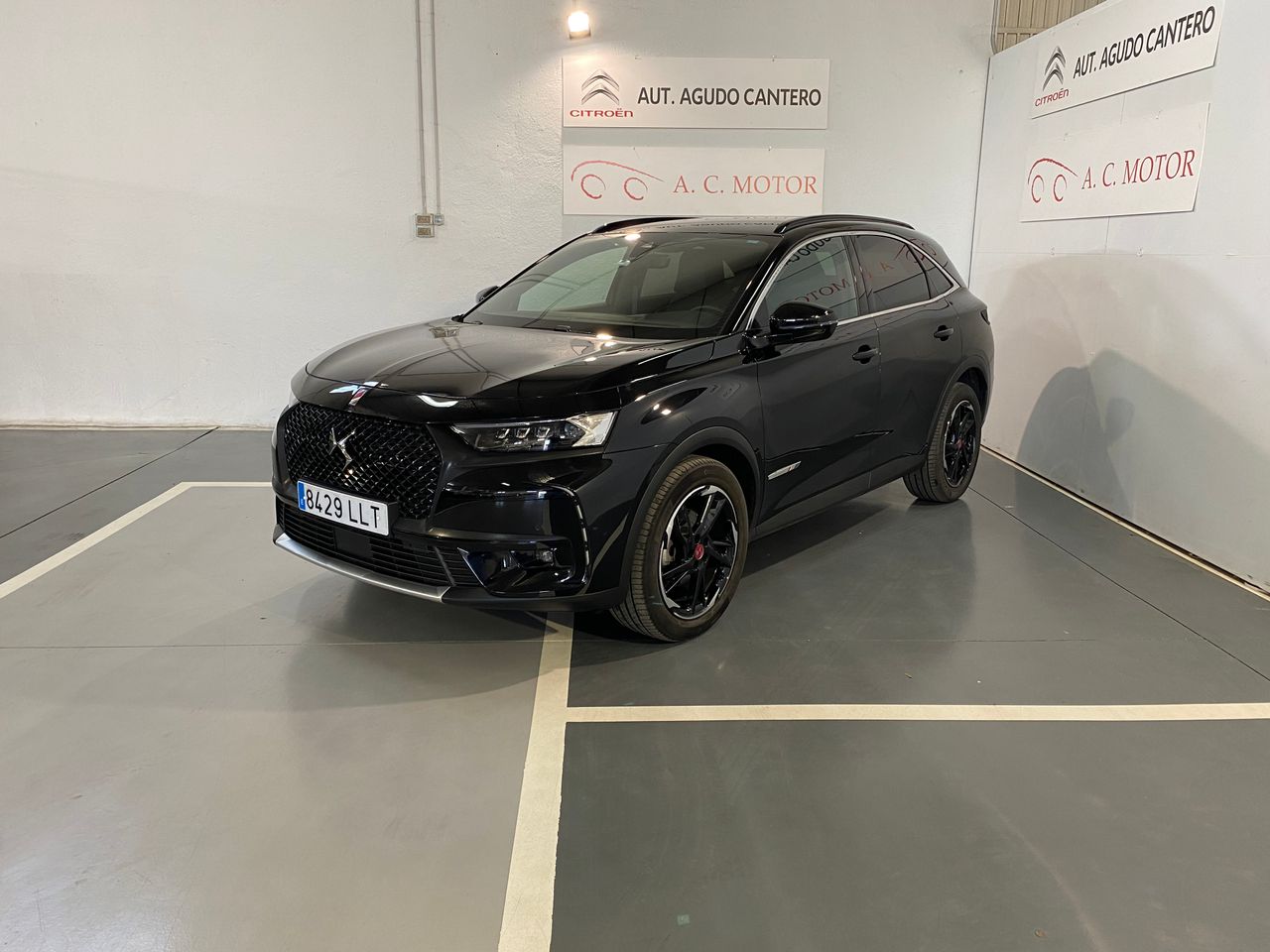 Foto DS Automobiles DS 7 9