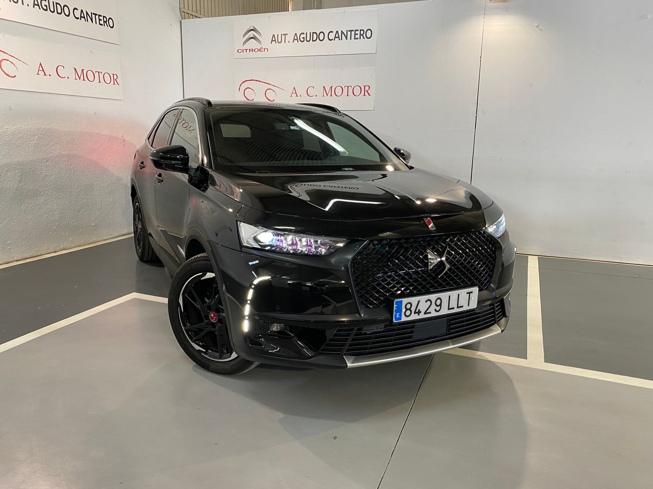 Foto DS Automobiles DS 7 10