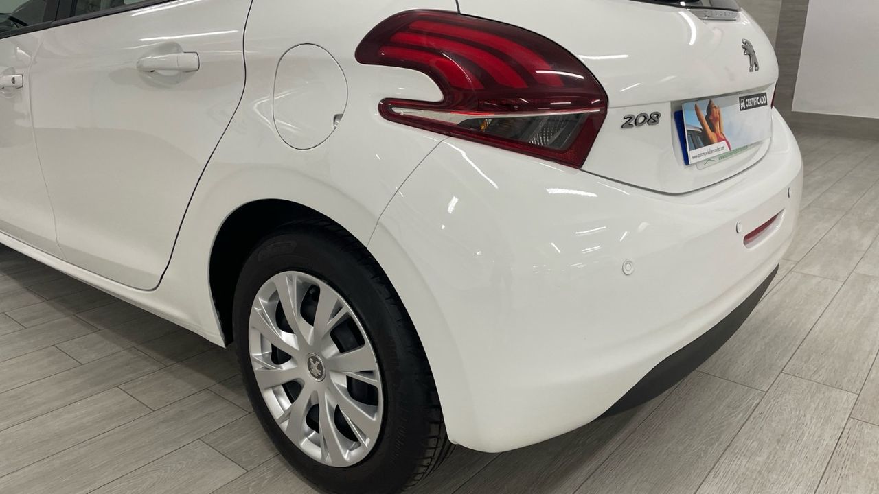 Foto Peugeot 208 15