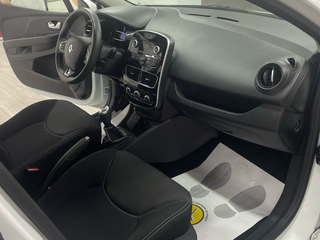 Foto Renault Clio 19