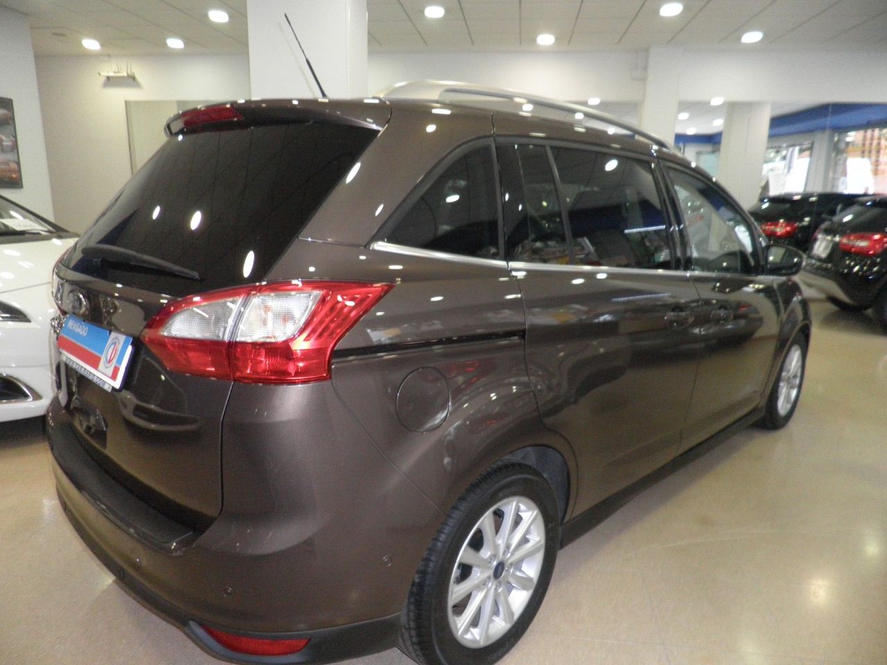 Foto Ford Grand C-MAX 11