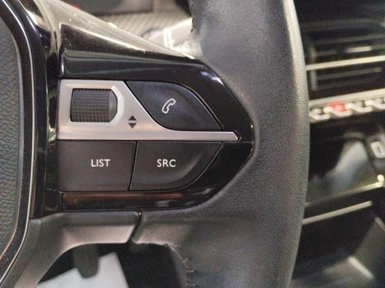 Foto Peugeot 2008 19