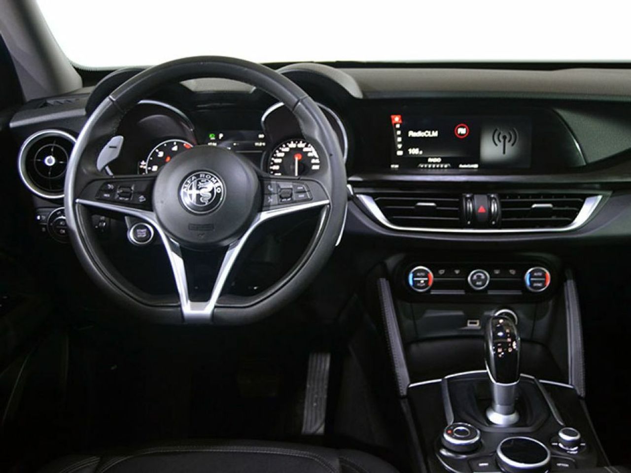 Foto Alfa Romeo Stelvio 16