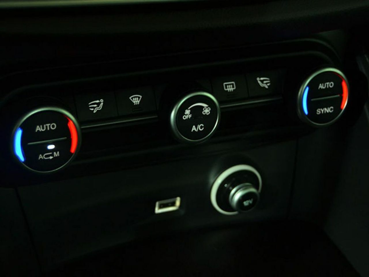 Foto Alfa Romeo Stelvio 30