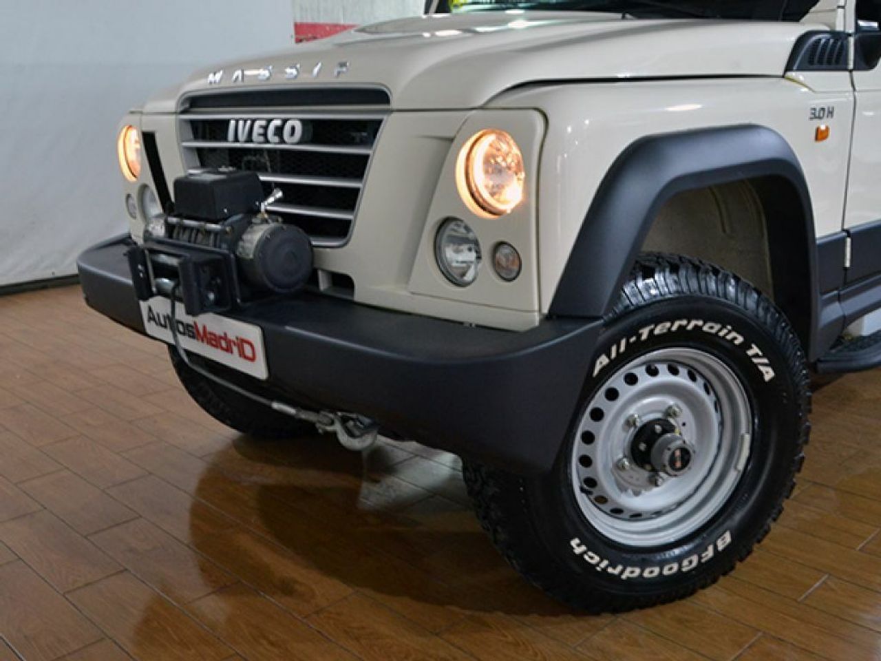 Foto Iveco Massif 15