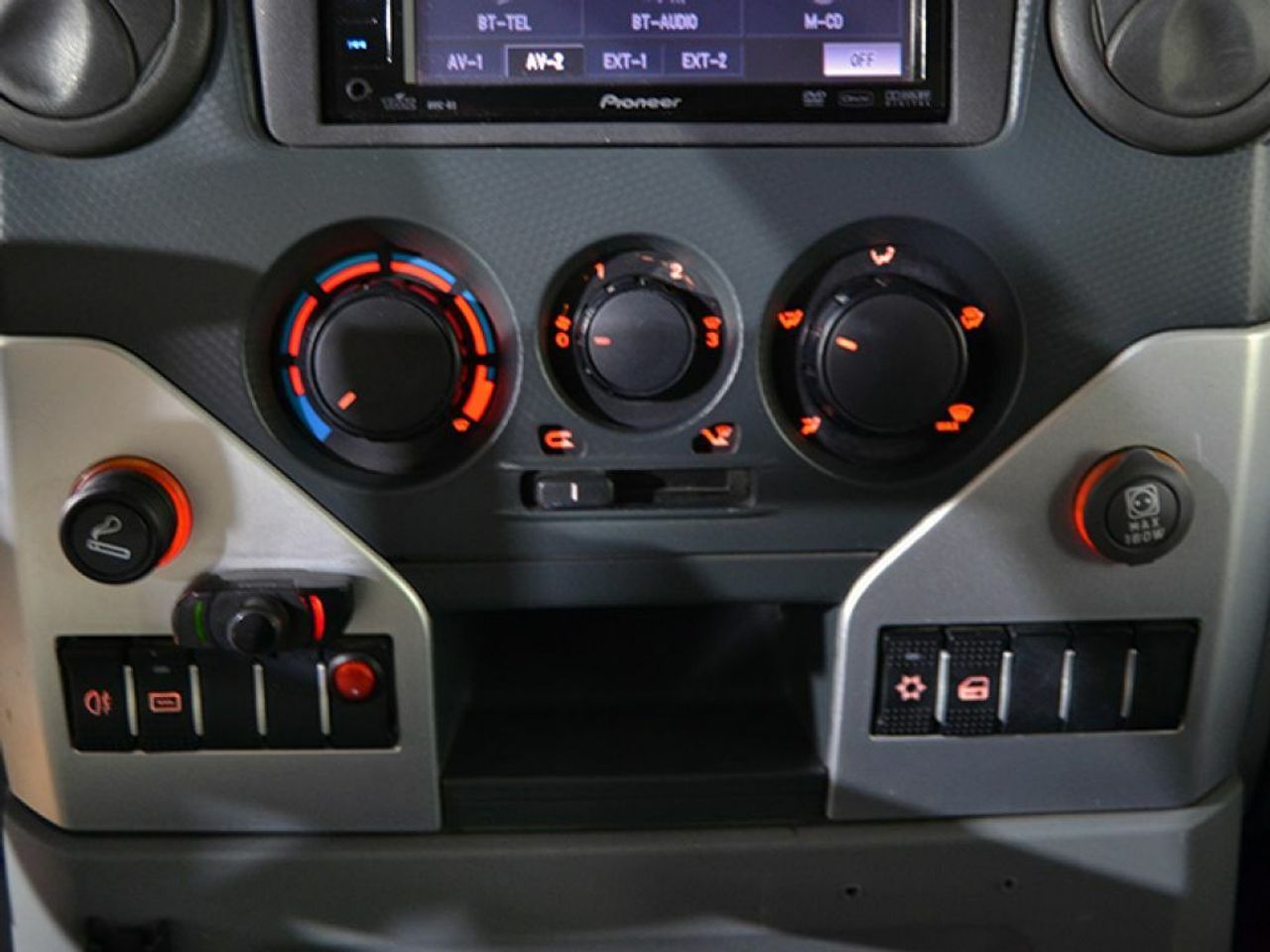 Foto Iveco Massif 29