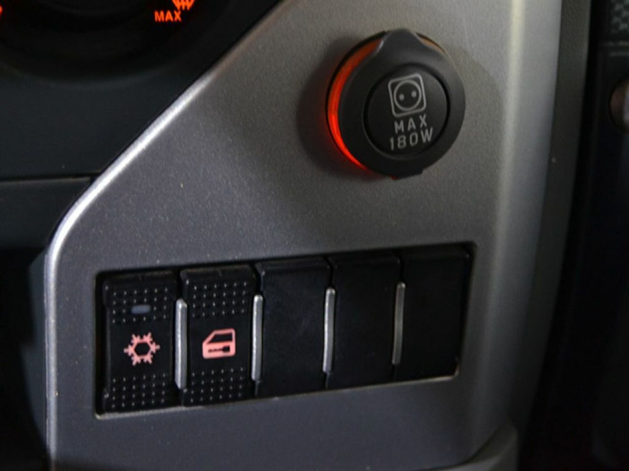 Foto Iveco Massif 31