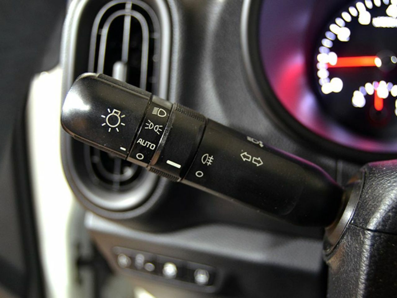 Foto Kia Picanto 17