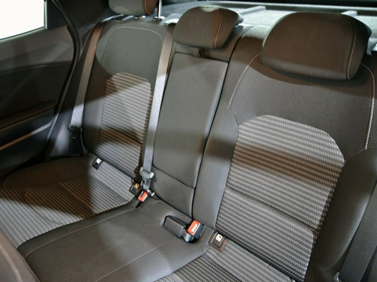 Foto Kia XCeed 13