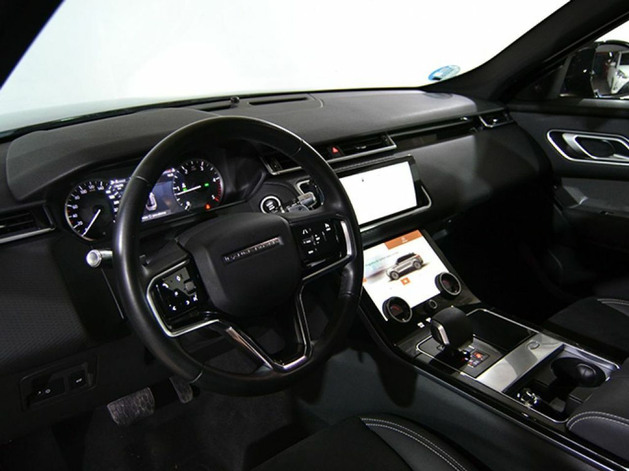 Foto Land-Rover Range Rover Velar 11
