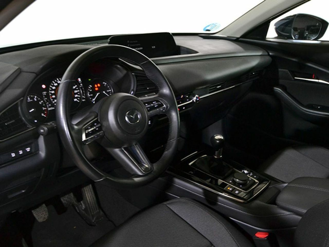 Foto Mazda CX-30 11