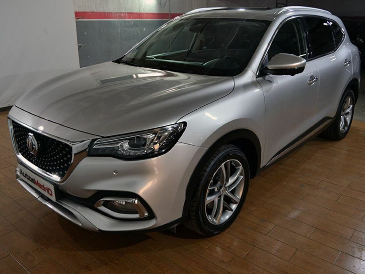 Foto MG HS 10