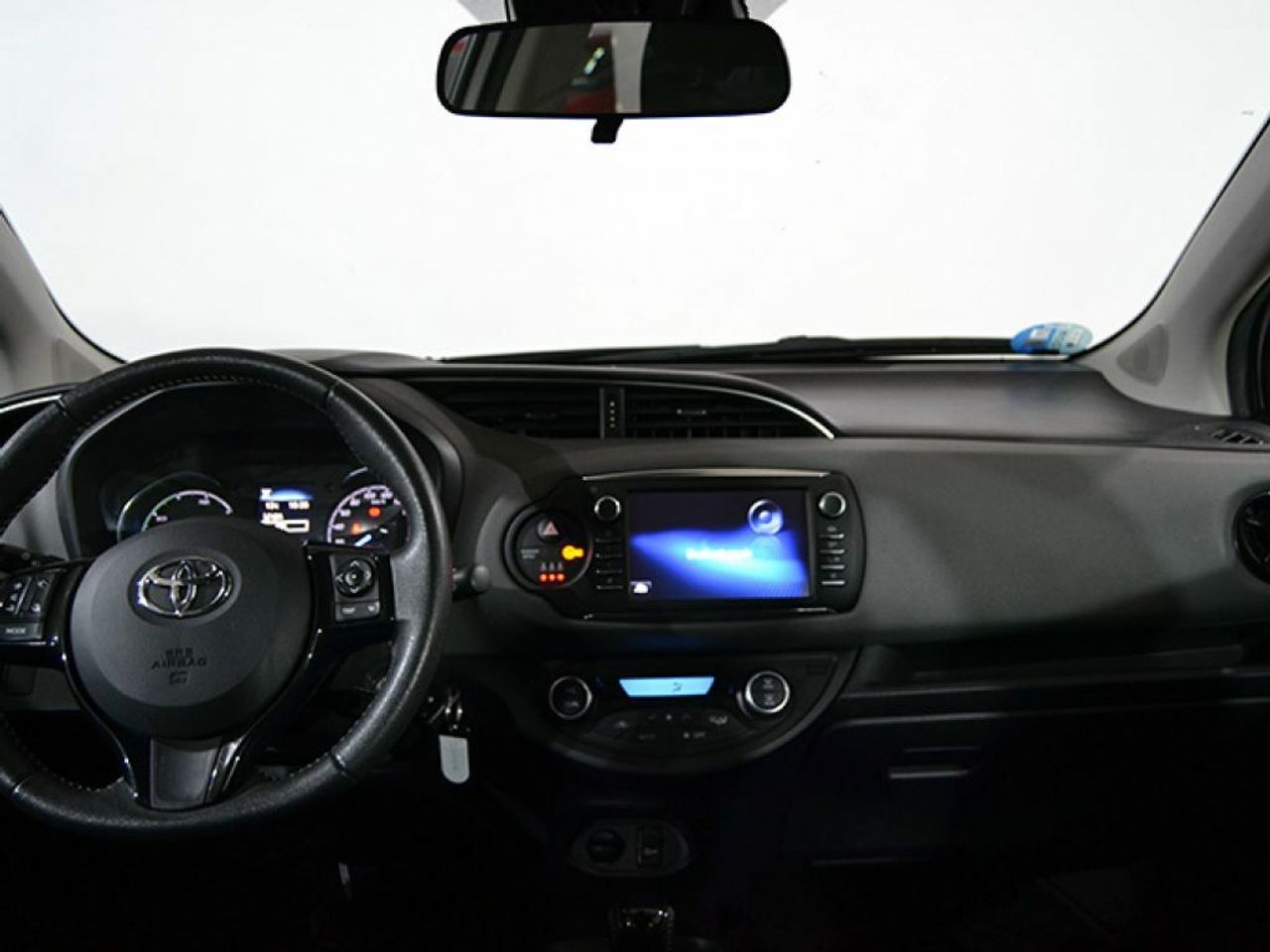 Foto Toyota Yaris 12