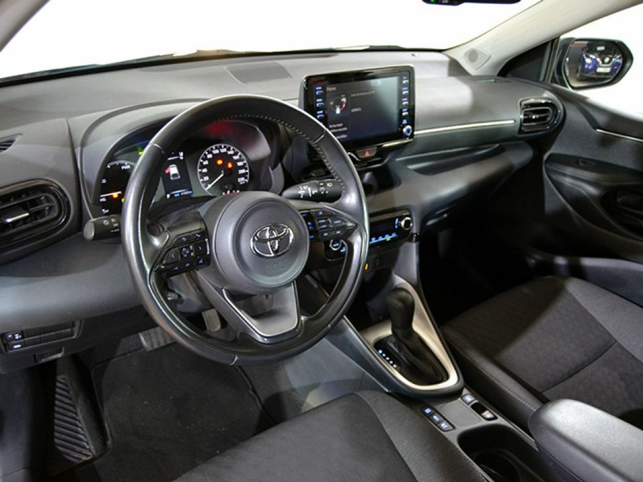 Foto Toyota Yaris 11