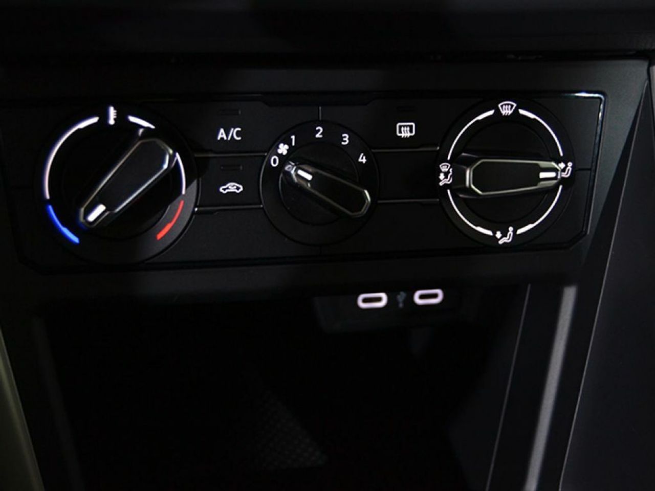 Foto Volkswagen Taigo 26