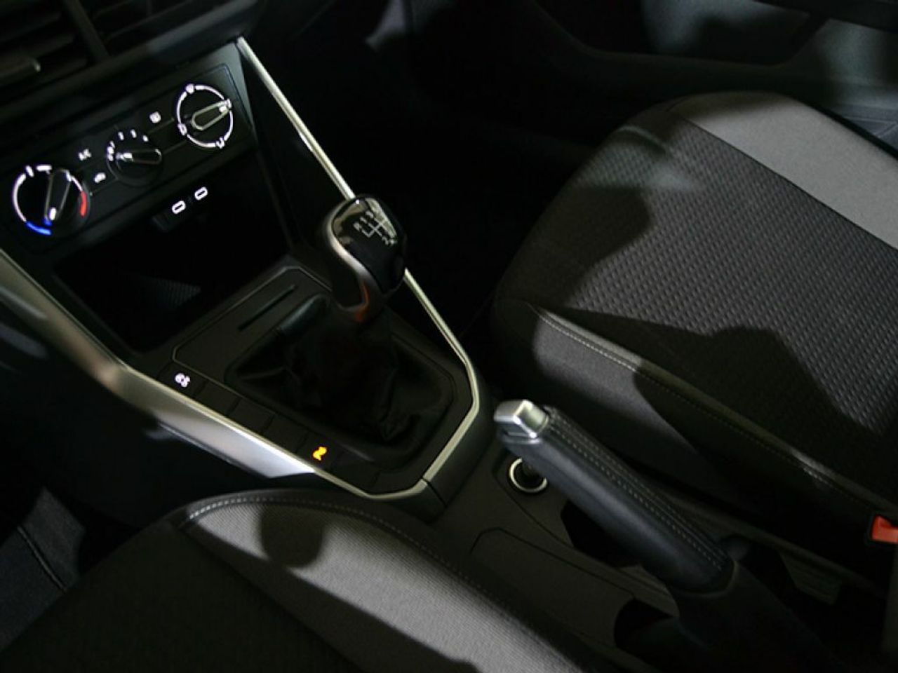 Foto Volkswagen Taigo 30