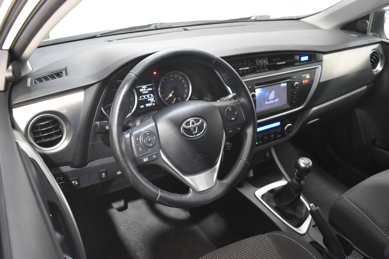 Foto Toyota Auris 6