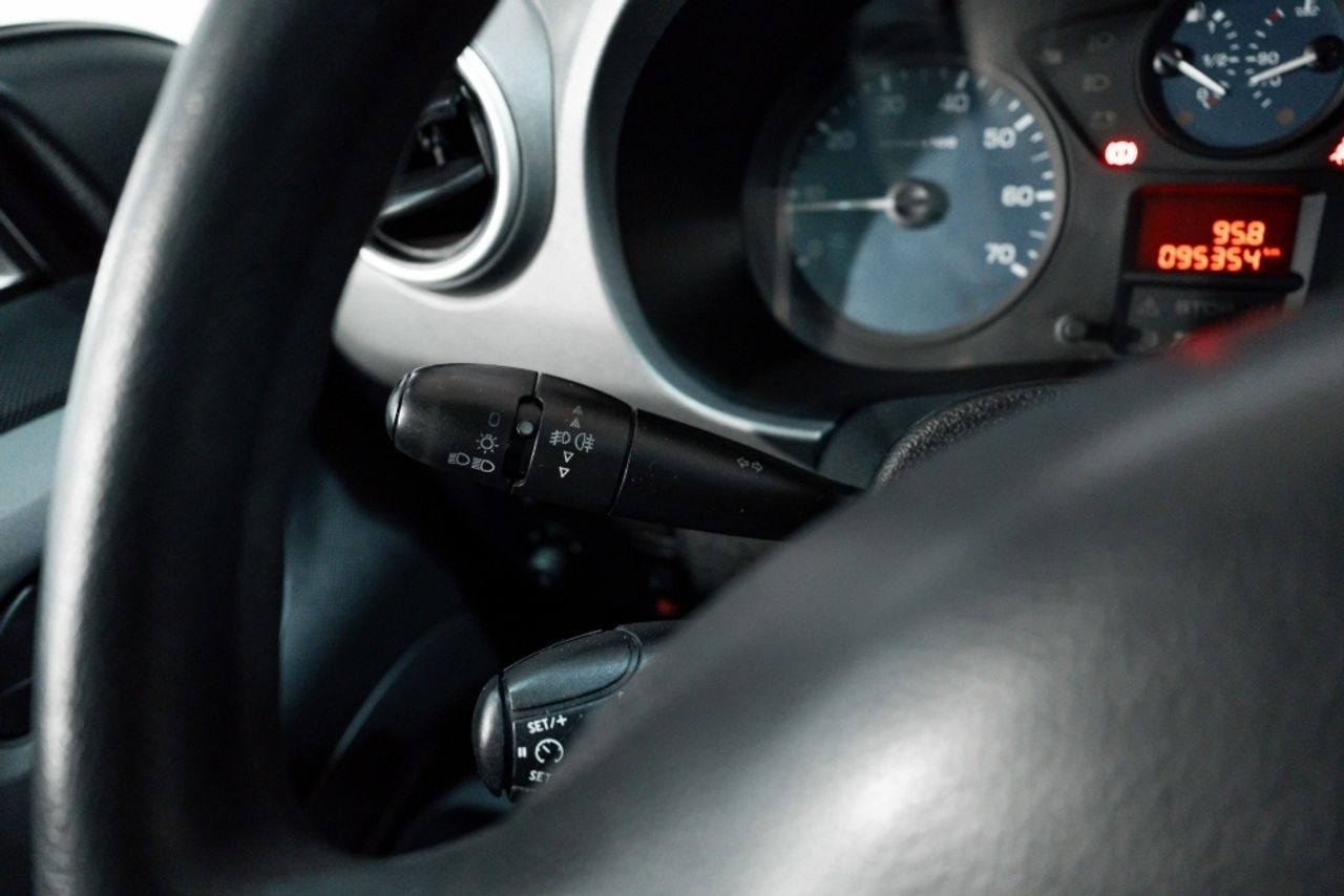 Foto Peugeot Partner 9