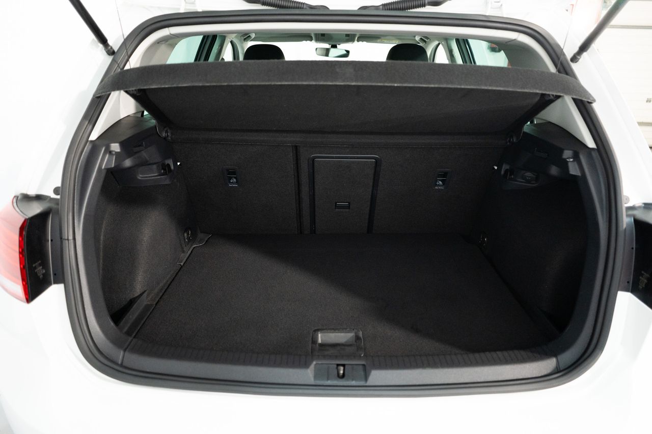Foto Volkswagen Golf 25