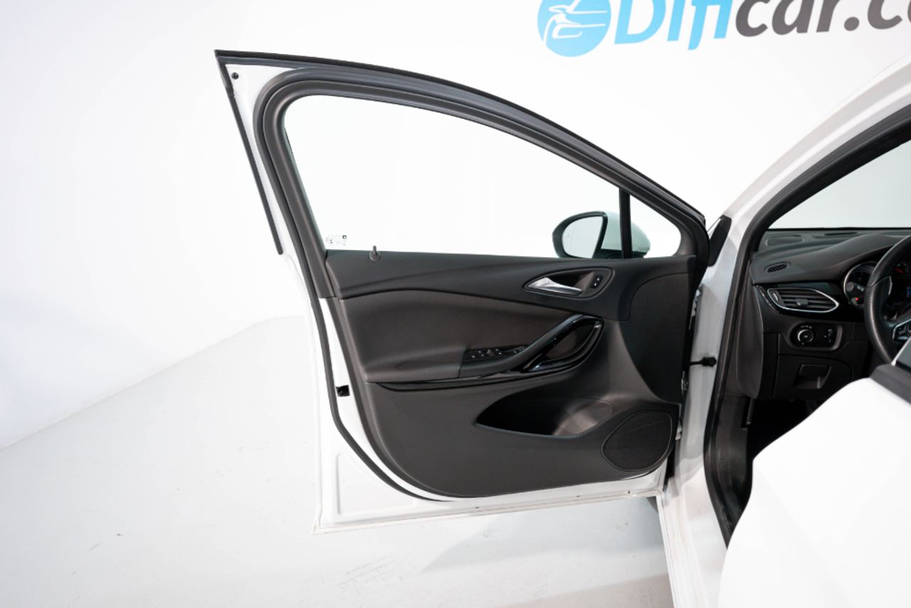 Foto Opel Astra 13